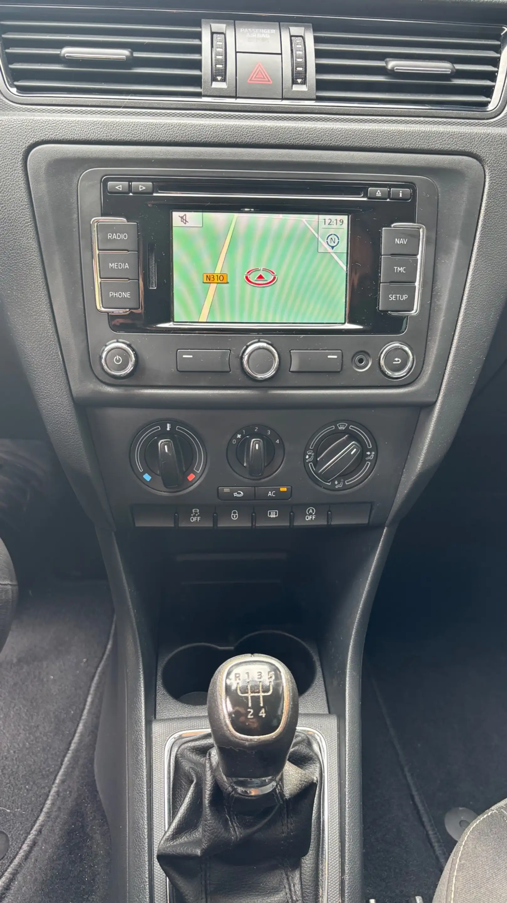 Skoda Rapid/Spaceback 110pk Greentech 5DRS | AIRCO | NAVI | CRUISE CONTR — photo 13