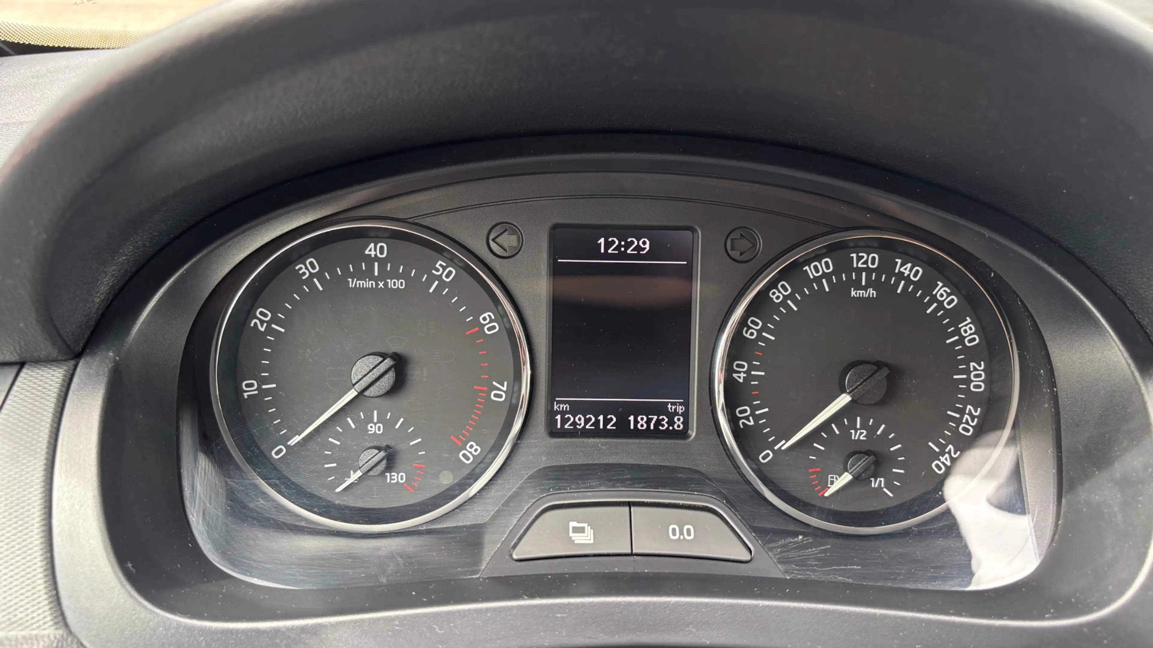 Skoda Rapid/Spaceback 110pk Greentech 5DRS | AIRCO | NAVI | CRUISE CONTR — photo 42