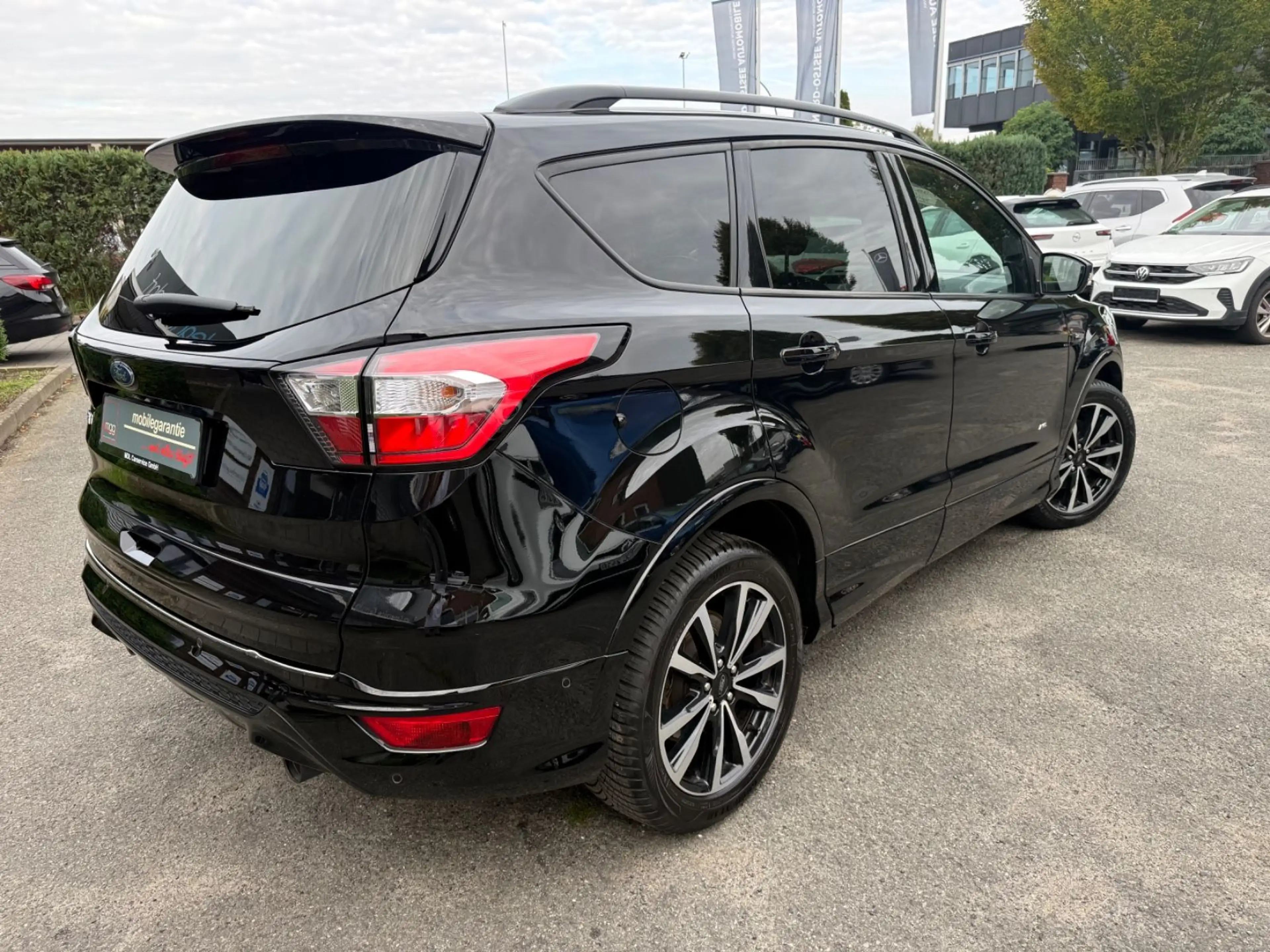 Ford Kuga ST-Line/4x4/KAMERA/PANO/AHK/NAVI/LED/ALCANT — photo 4