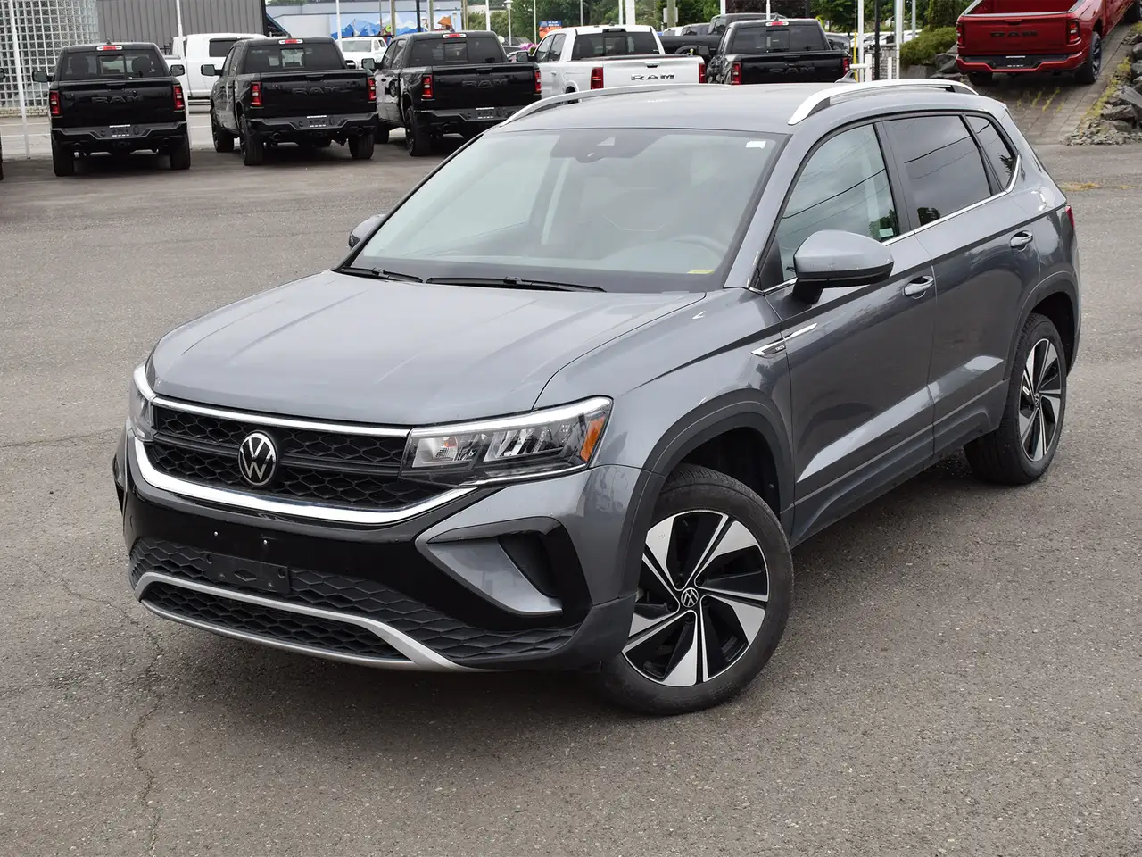 Volkswagen Taos снимка Volkswagen Taos