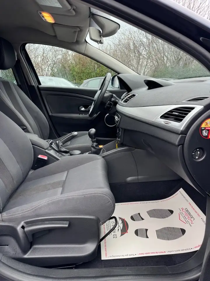 Renault Megane Berline — photo 8