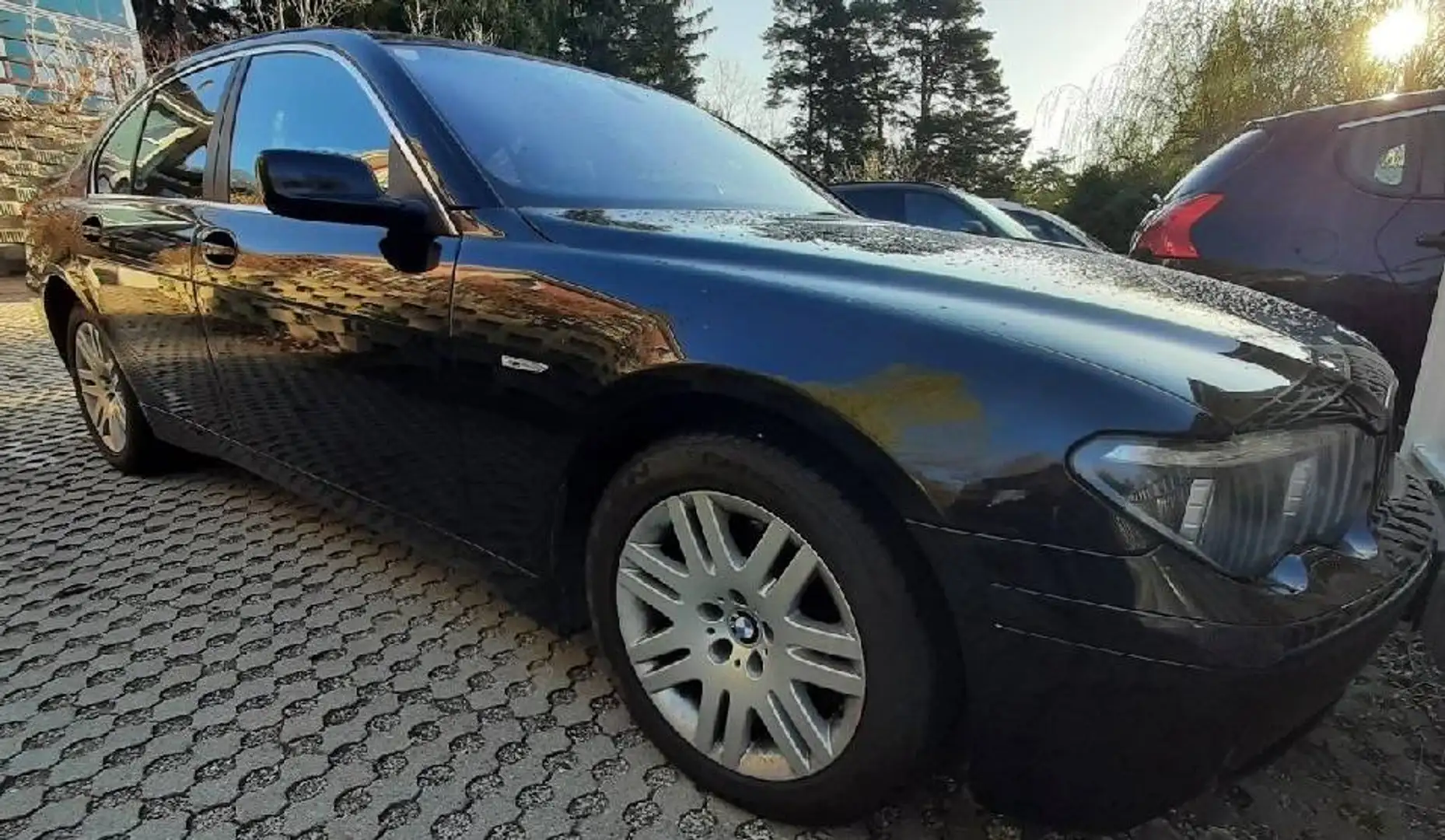 BMW 735 735i Aut. Schwarz - 1