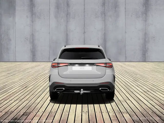 Mercedes-Benz GLC view 7