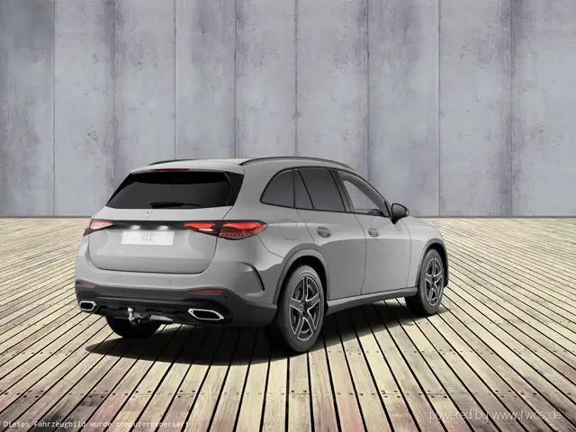 Mercedes-Benz GLC view 2