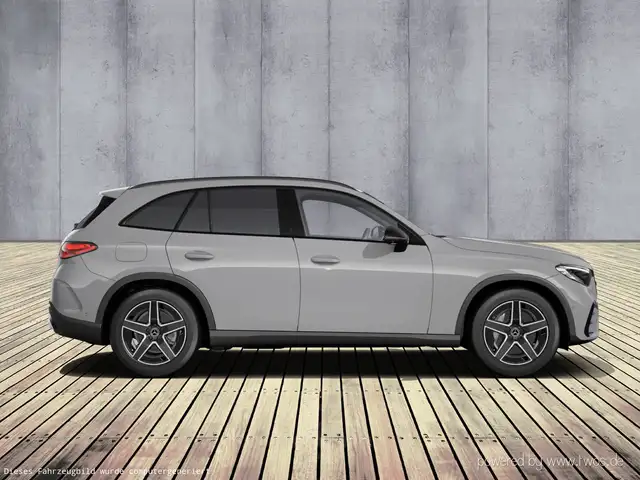 Mercedes-Benz GLC view 8