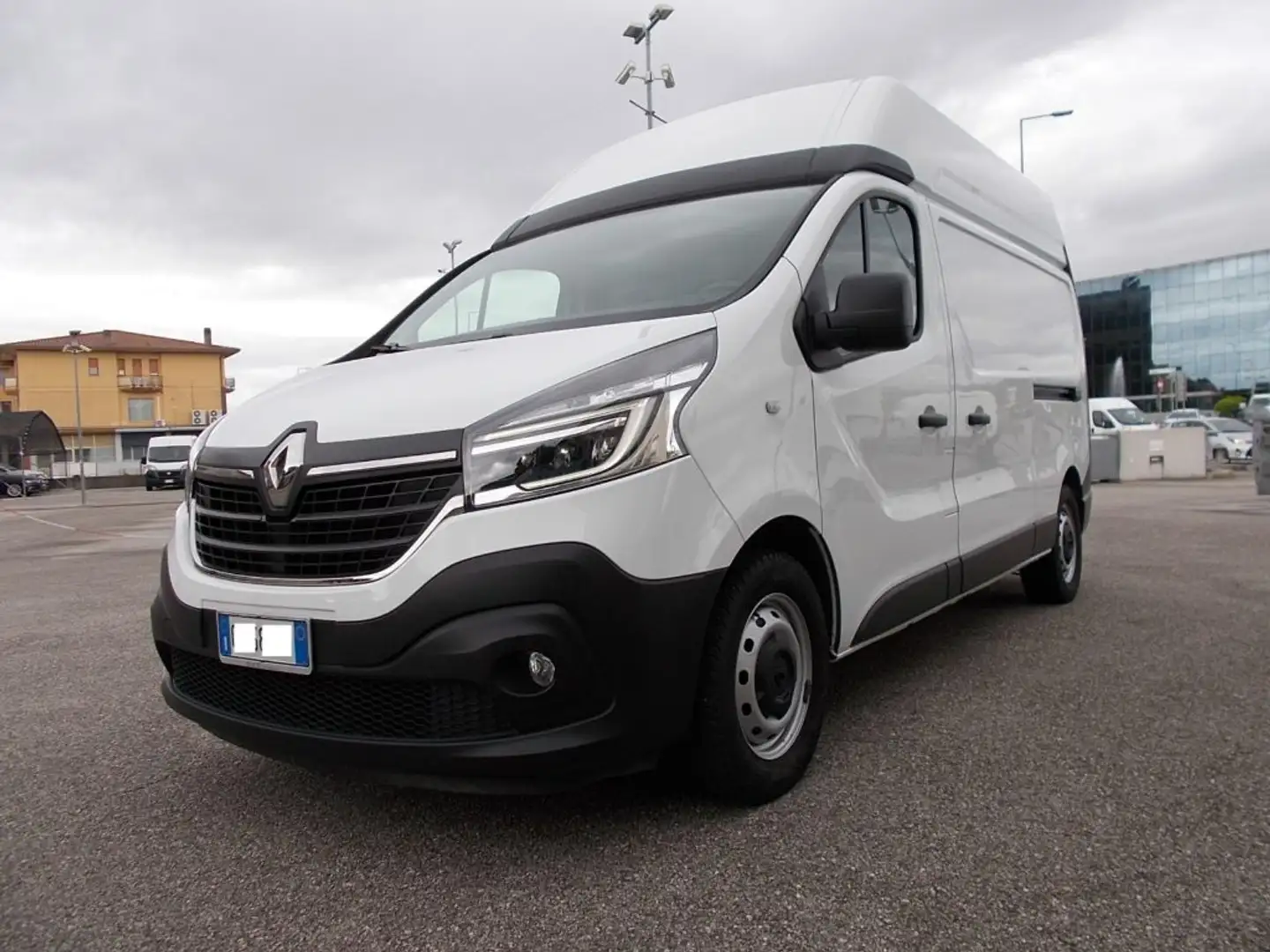 Renault Trafic T29 2.0 dCi 145CV PL-TA Furgone Energy Ice Bianco - 2