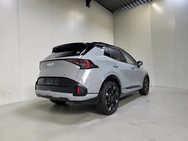 Kia Sportage view 3