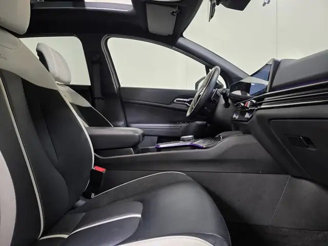 Kia Sportage view 2