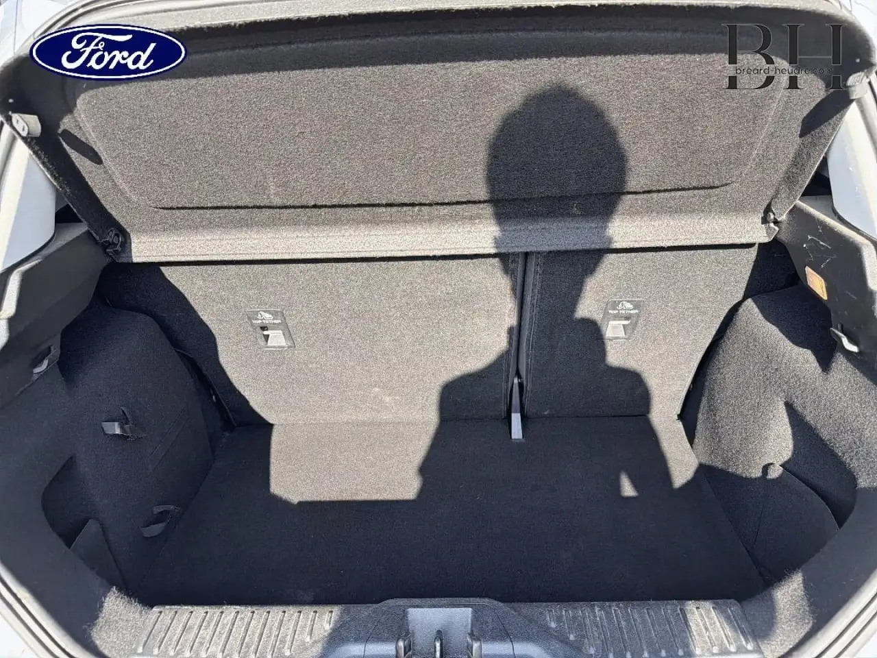 Ford Fiesta 5 portes — photo 6