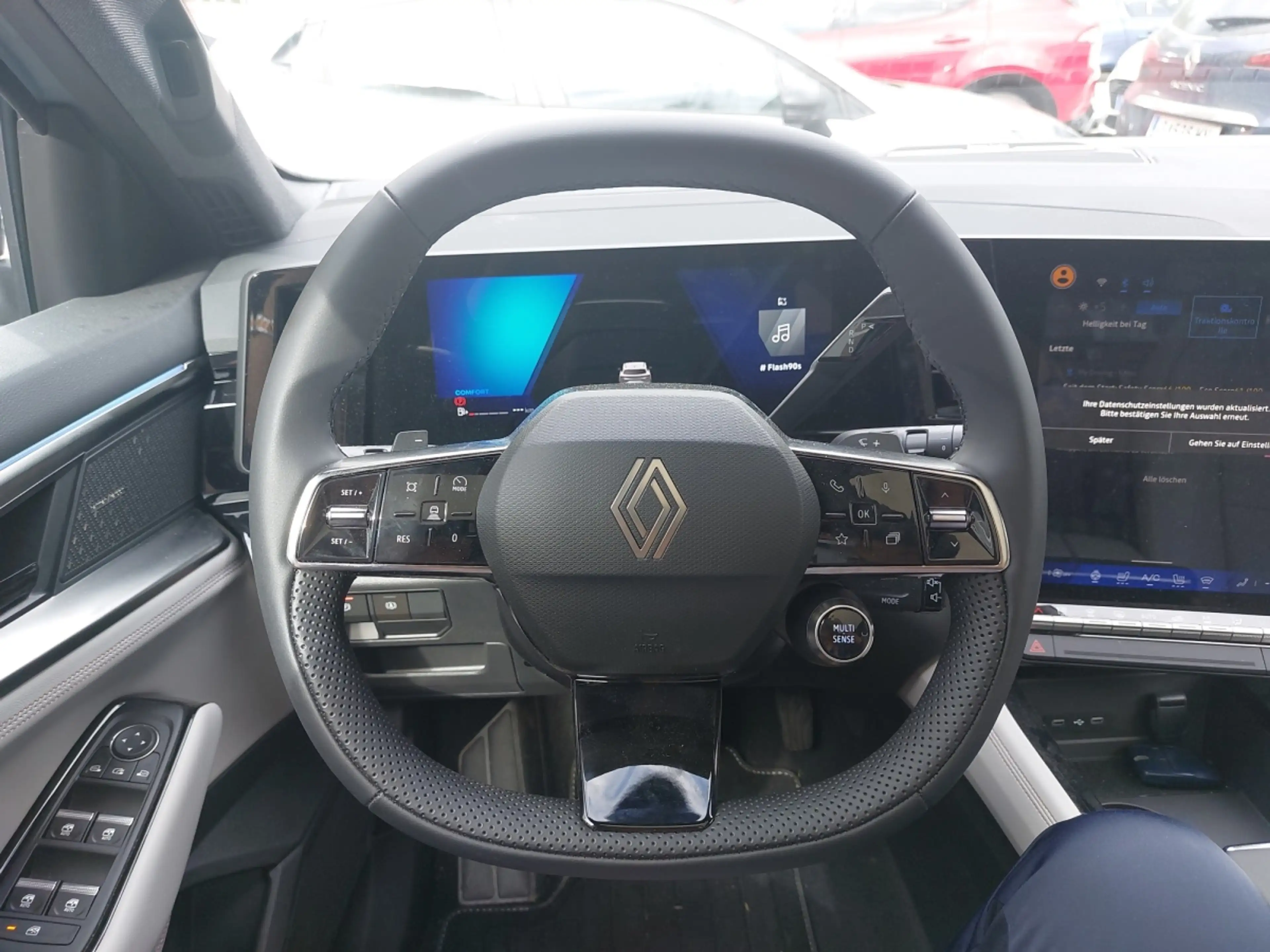 Renault Espace Iconic Full Hybrid E-Tech 200 5-Sitzer — photo 12