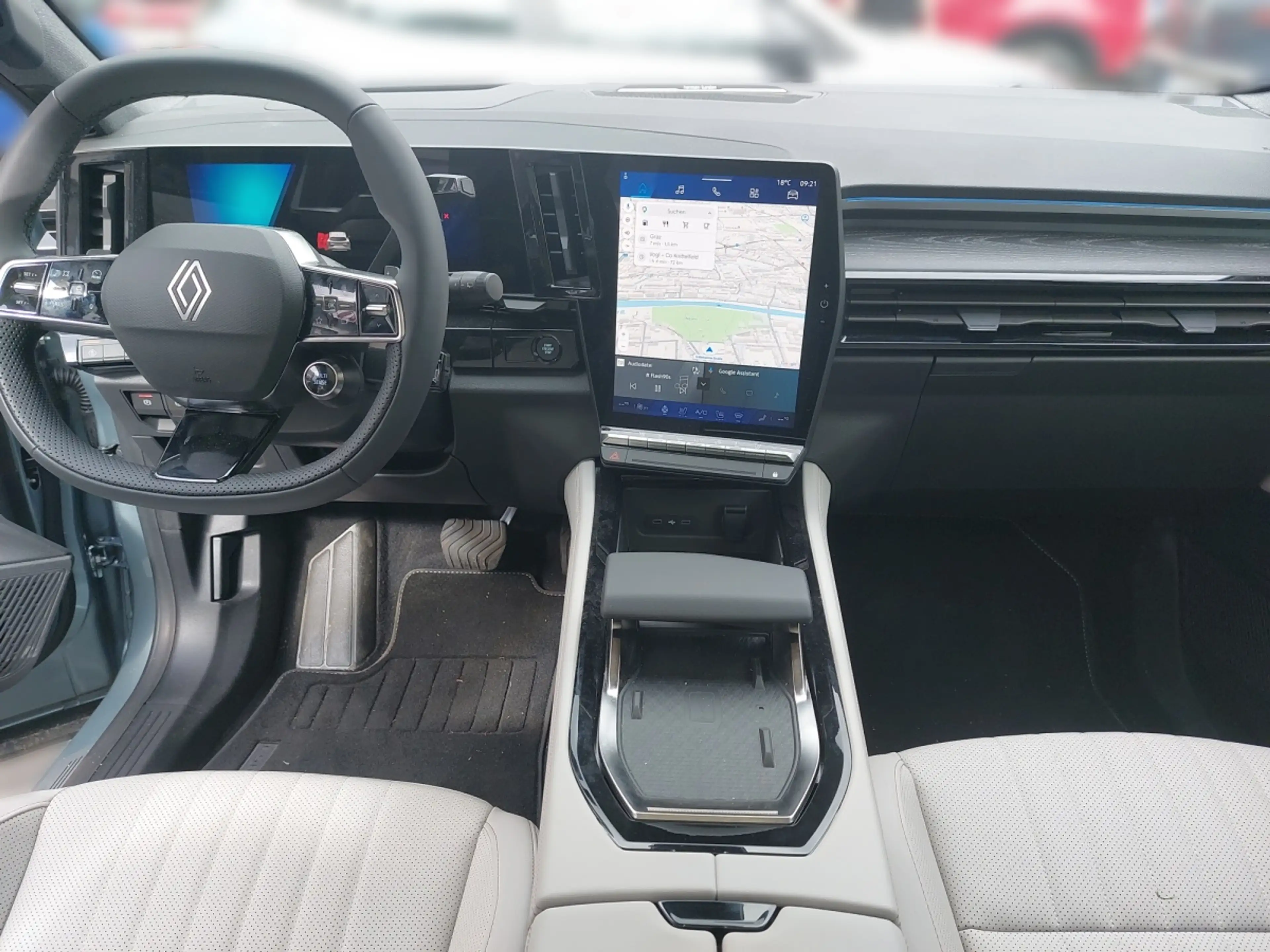 Renault Espace Iconic Full Hybrid E-Tech 200 5-Sitzer — photo 4