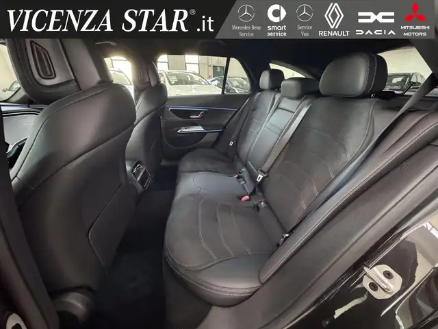 Mercedes-Benz E-Class view 6