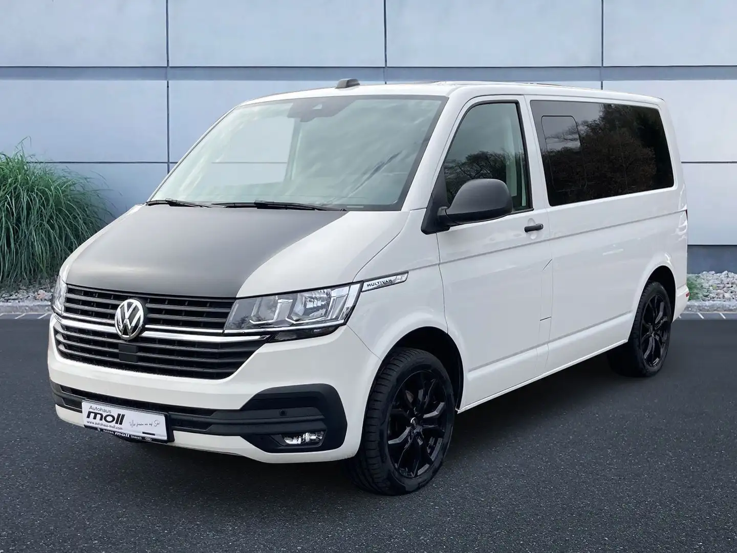 Volkswagen T6.1 Multivan Trendline 2.0 TDI DSG ACC DAB Alb - 1