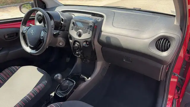 Citroen C1 view 10