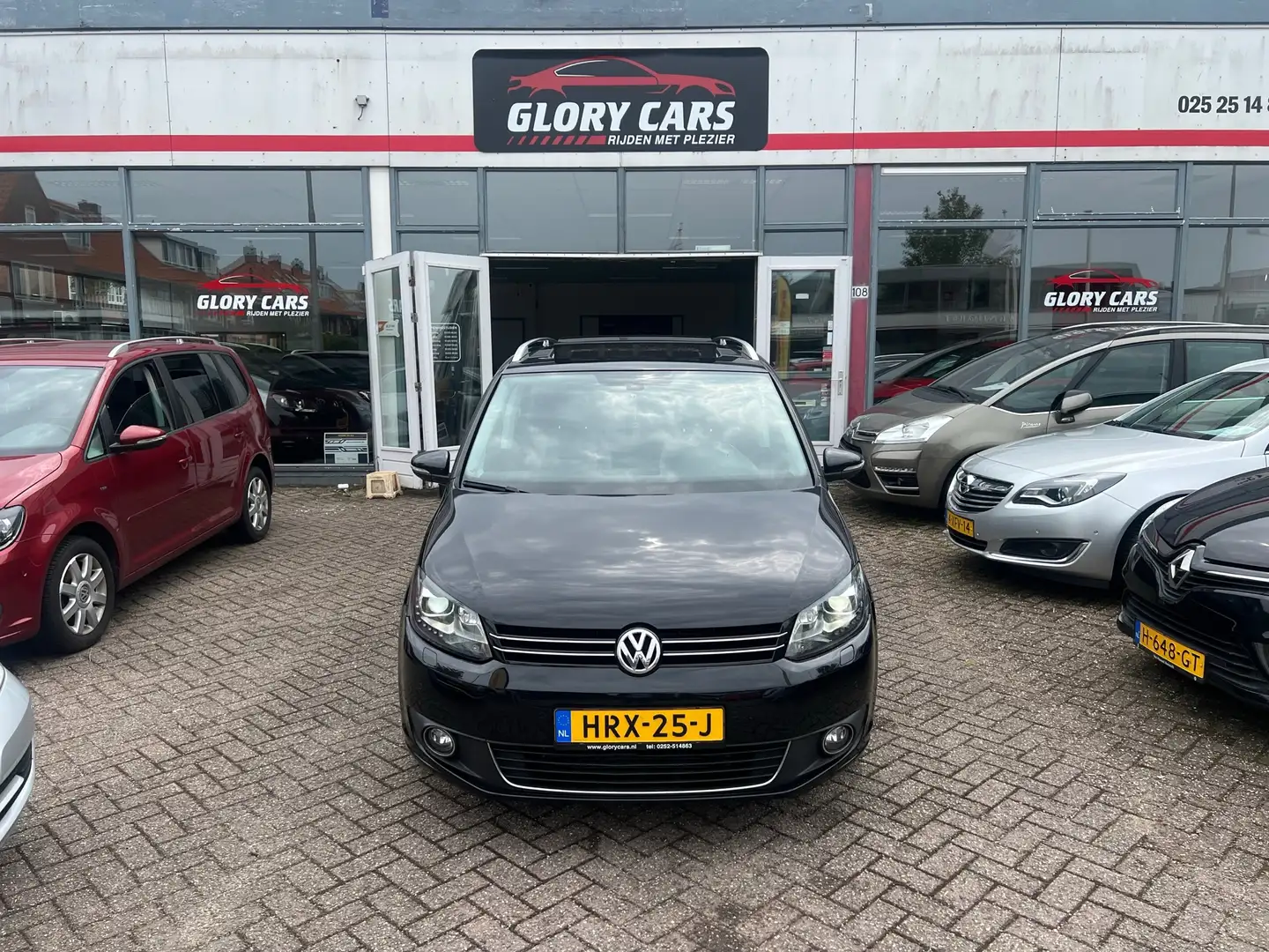 Volkswagen Touran 1.4 TSI DSG AUTOMAAT,PANO,XENON Zwart - 2