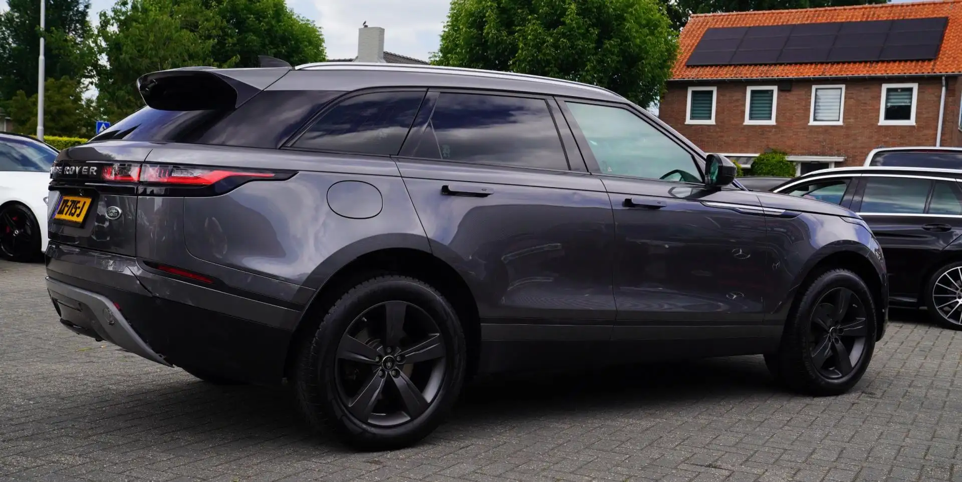 Land Rover Range Rover Velar 2.0 I4 AWD SE |PRIJS EXCL. BPM | Panorama | Meridi Grijs - 2