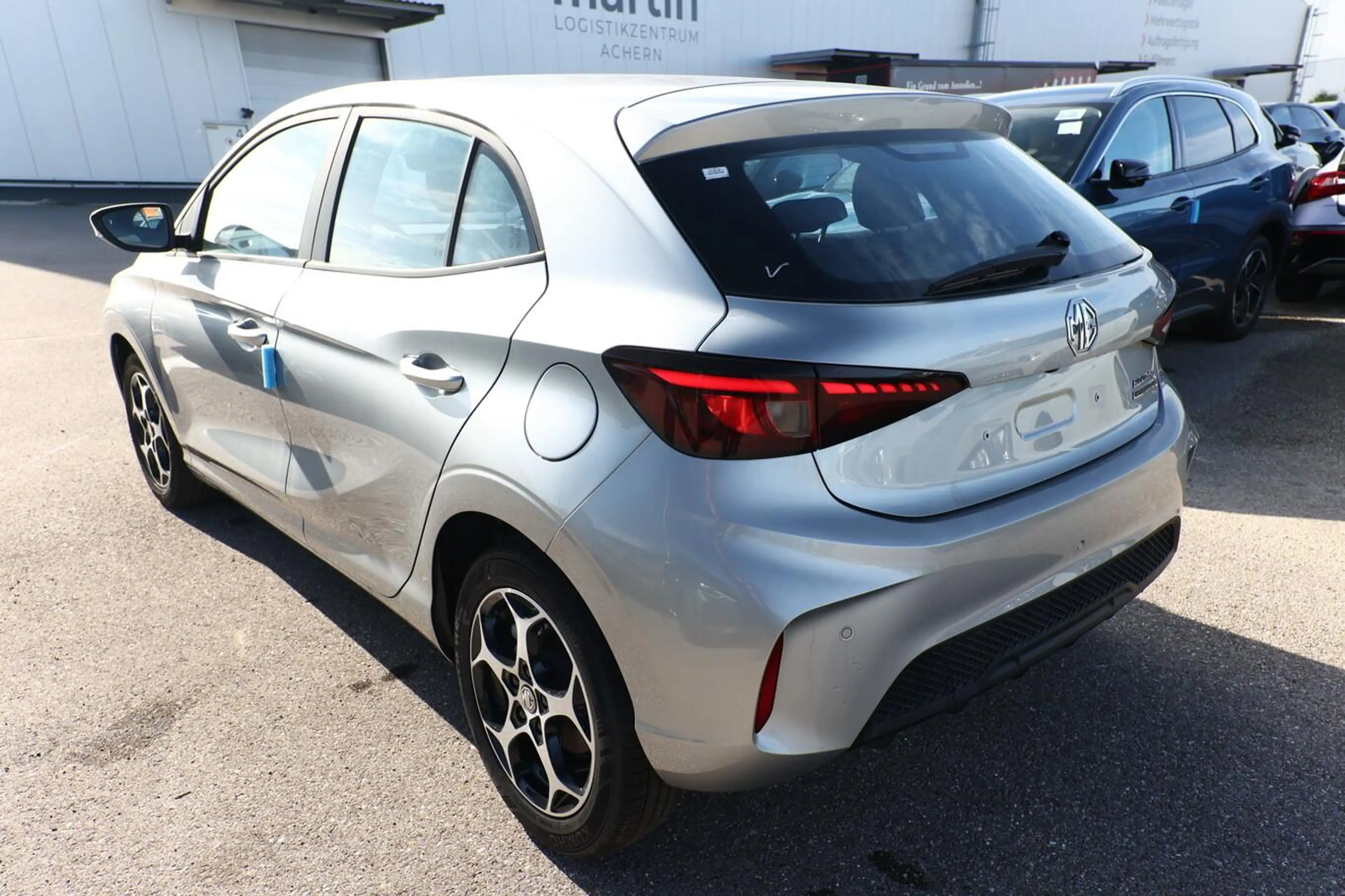 MG MG3 Comfort HEV+ ACC Kam Nav PDC AppCo Klima 16Z 75... — photo 4