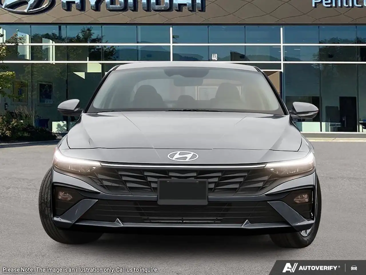 Hyundai ELANTRA снимка Hyundai ELANTRA