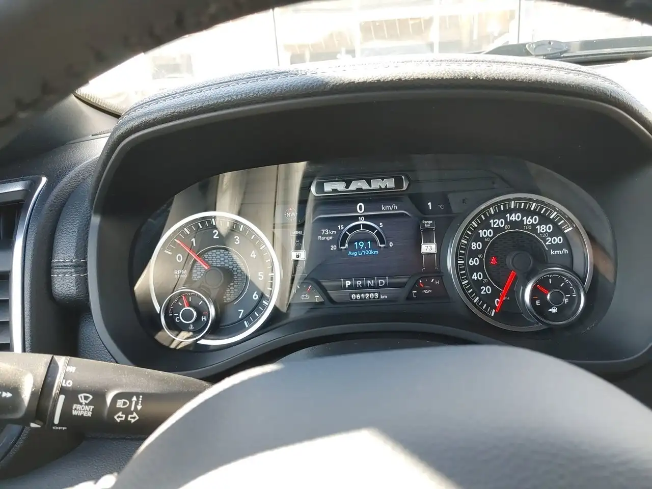 RAM 1500 снимка RAM 1500