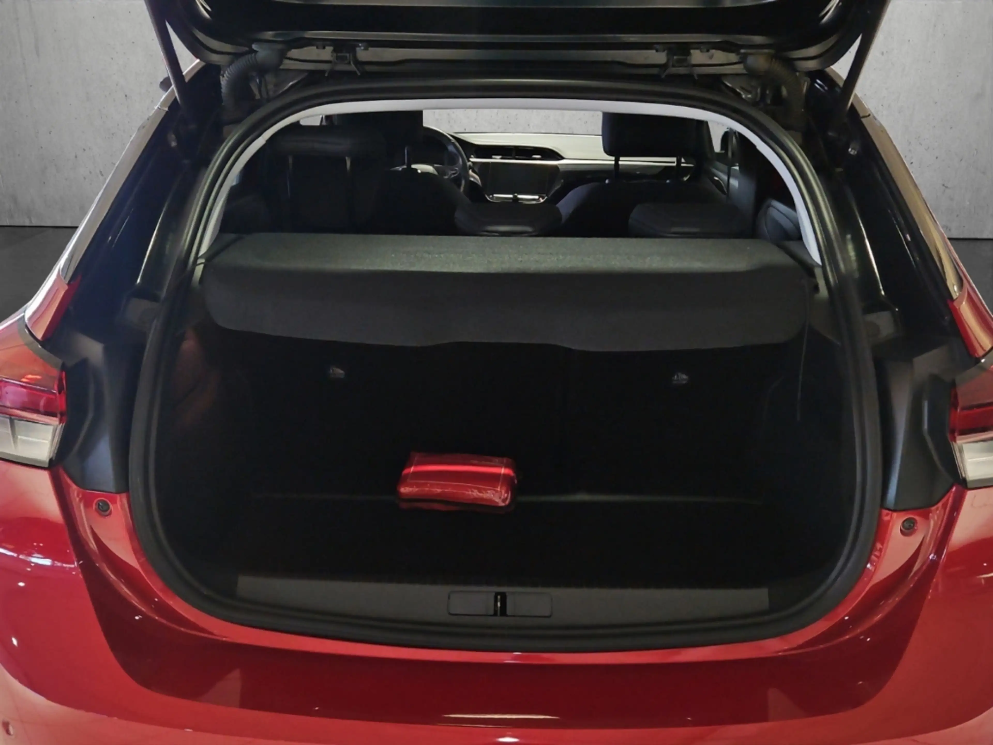 Opel Corsa Elegance 1.2 Klimaautom PDC +Kamera SHZ LHZ CarPla — photo 10