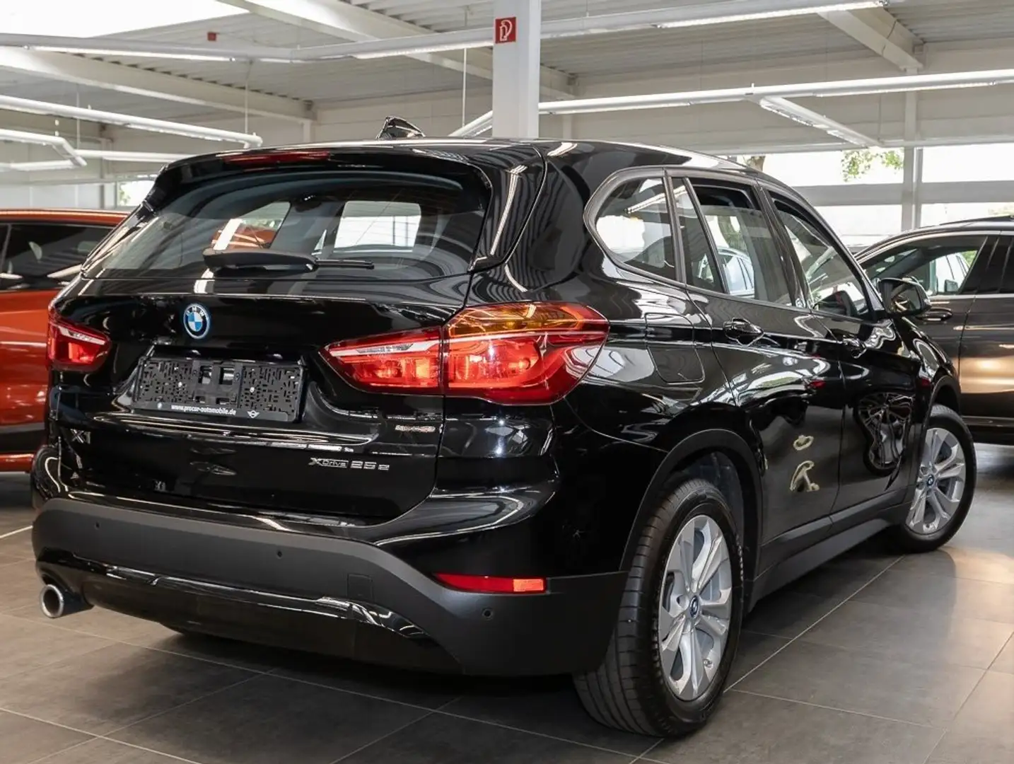 BMW X1 xDrive25e A Advantage Head-Up DAB Tempomat Noir - 2