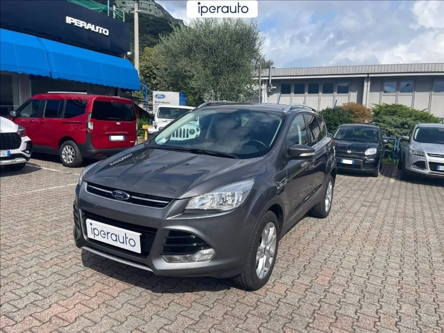 Ford Kuga 2.0 tdci titanium 4wd 140cv Grijs - 2