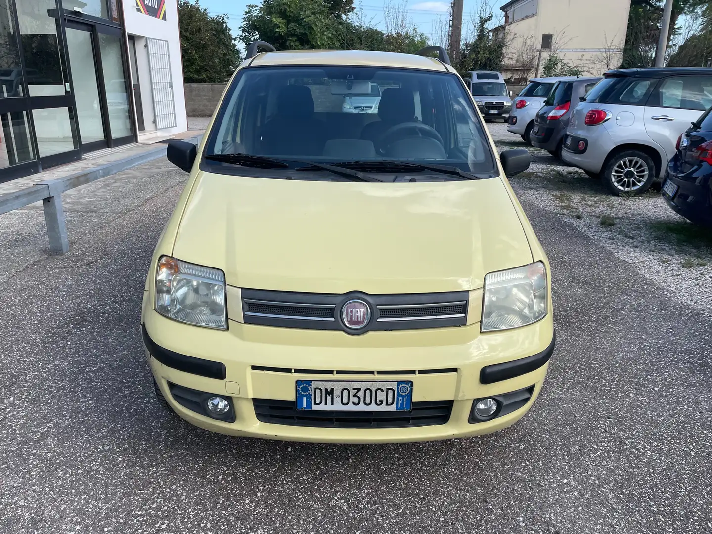 Fiat Panda Panda 1.2 natural power Dynamic X NEOPATENTATI Jaune - 2
