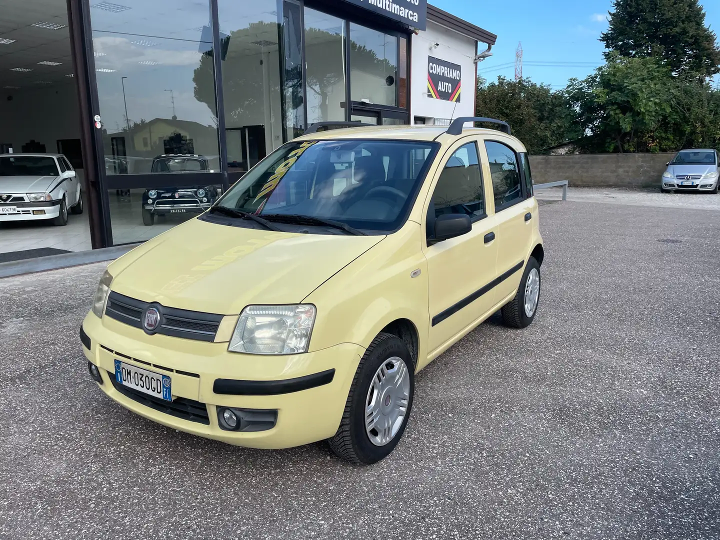 Fiat Panda Panda 1.2 natural power Dynamic X NEOPATENTATI Jaune - 1