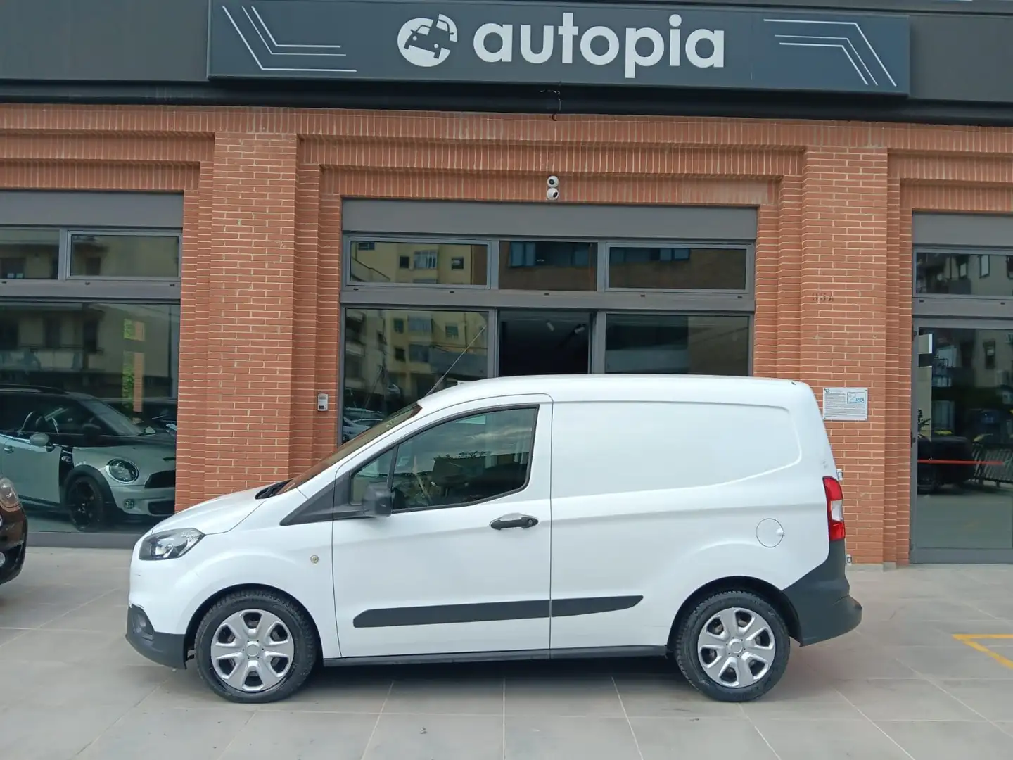 Ford Transit Courier 1.5 TDCi 100CV Van Trend Weiß - 2