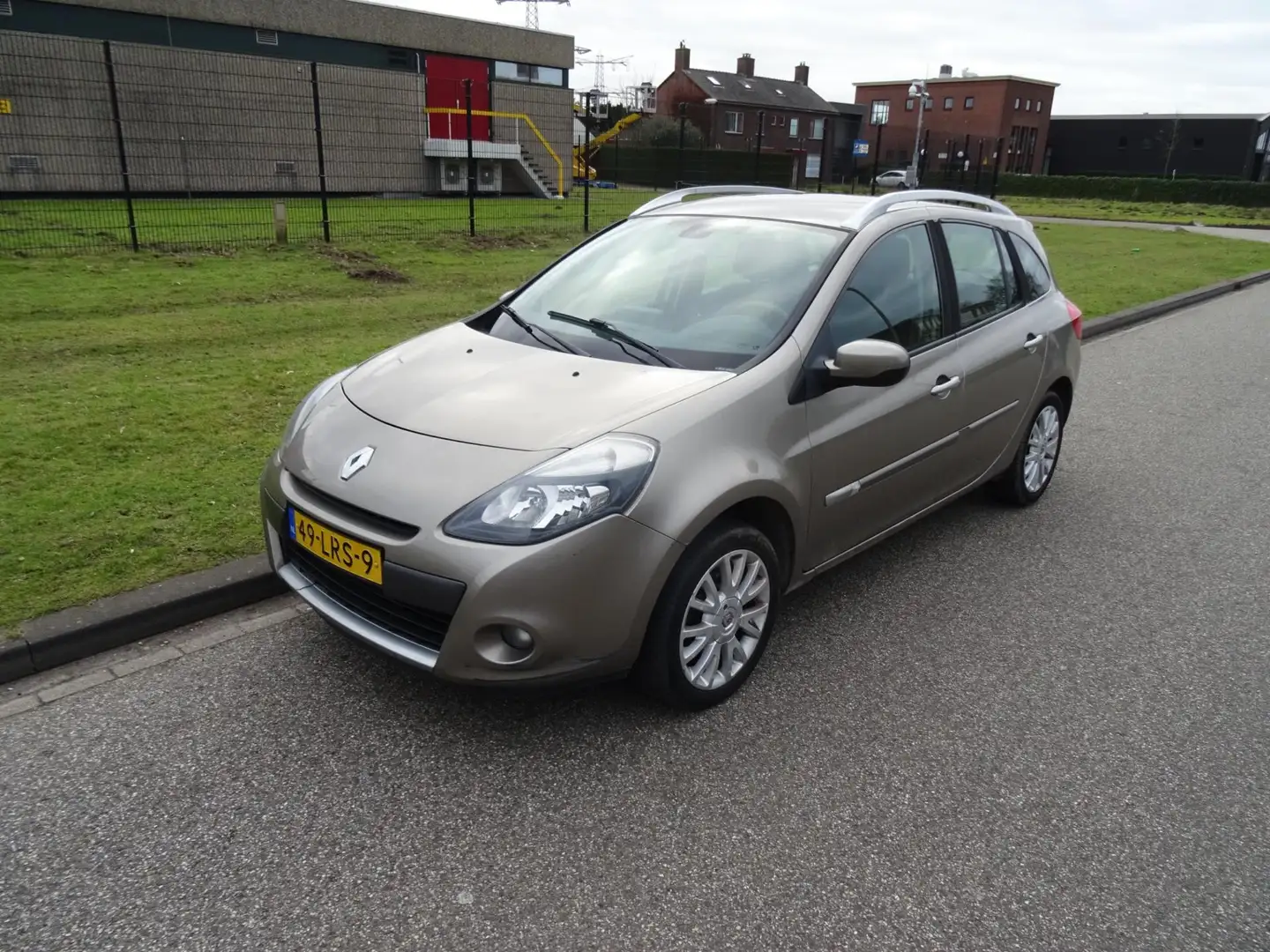 Renault Clio Estate 1.2 TCE Dynamique Beige - 1