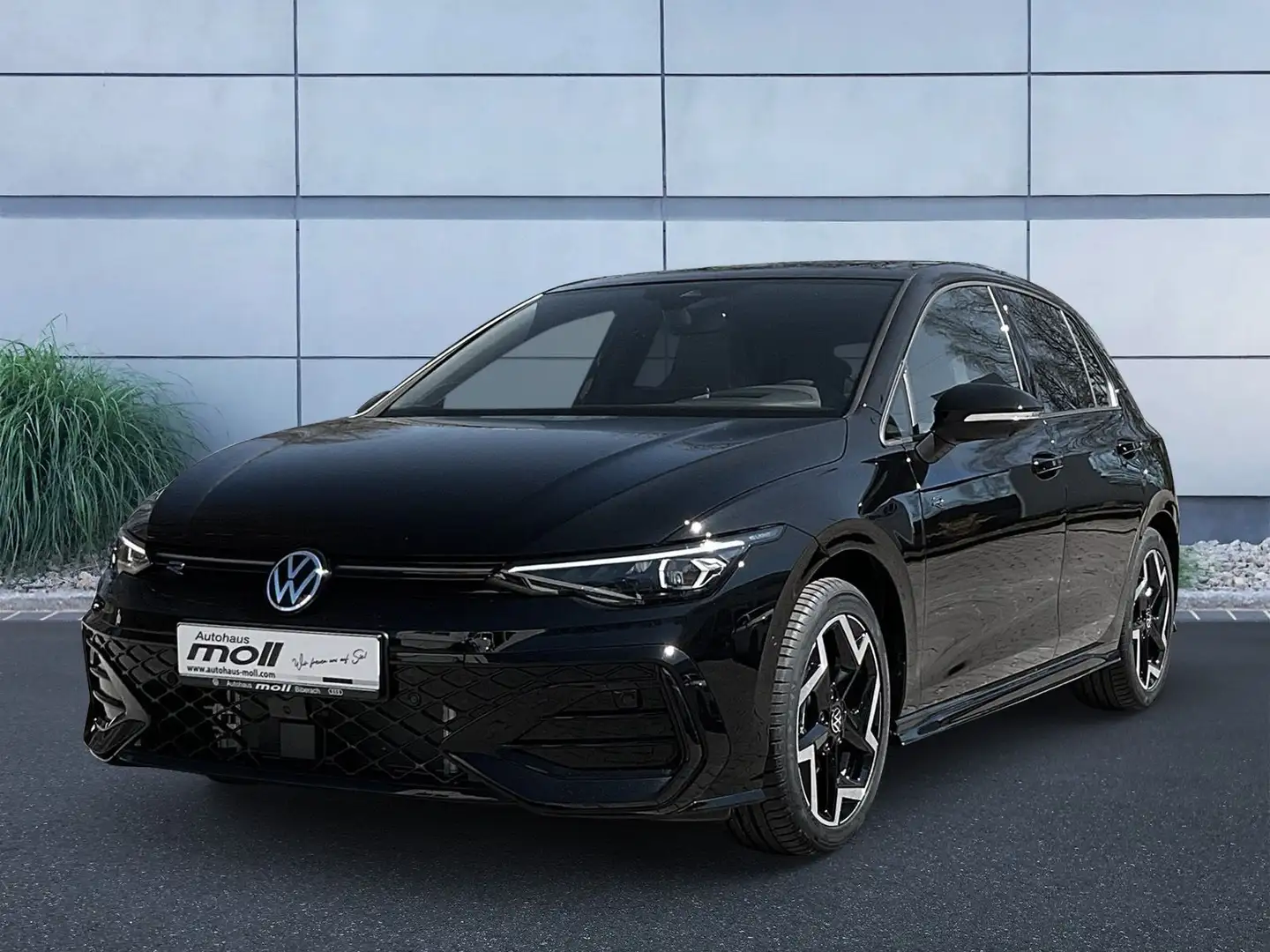 Volkswagen Golf R-Line 2.0 TDI DSG, Leder, AHK, Panorama Černá - 1