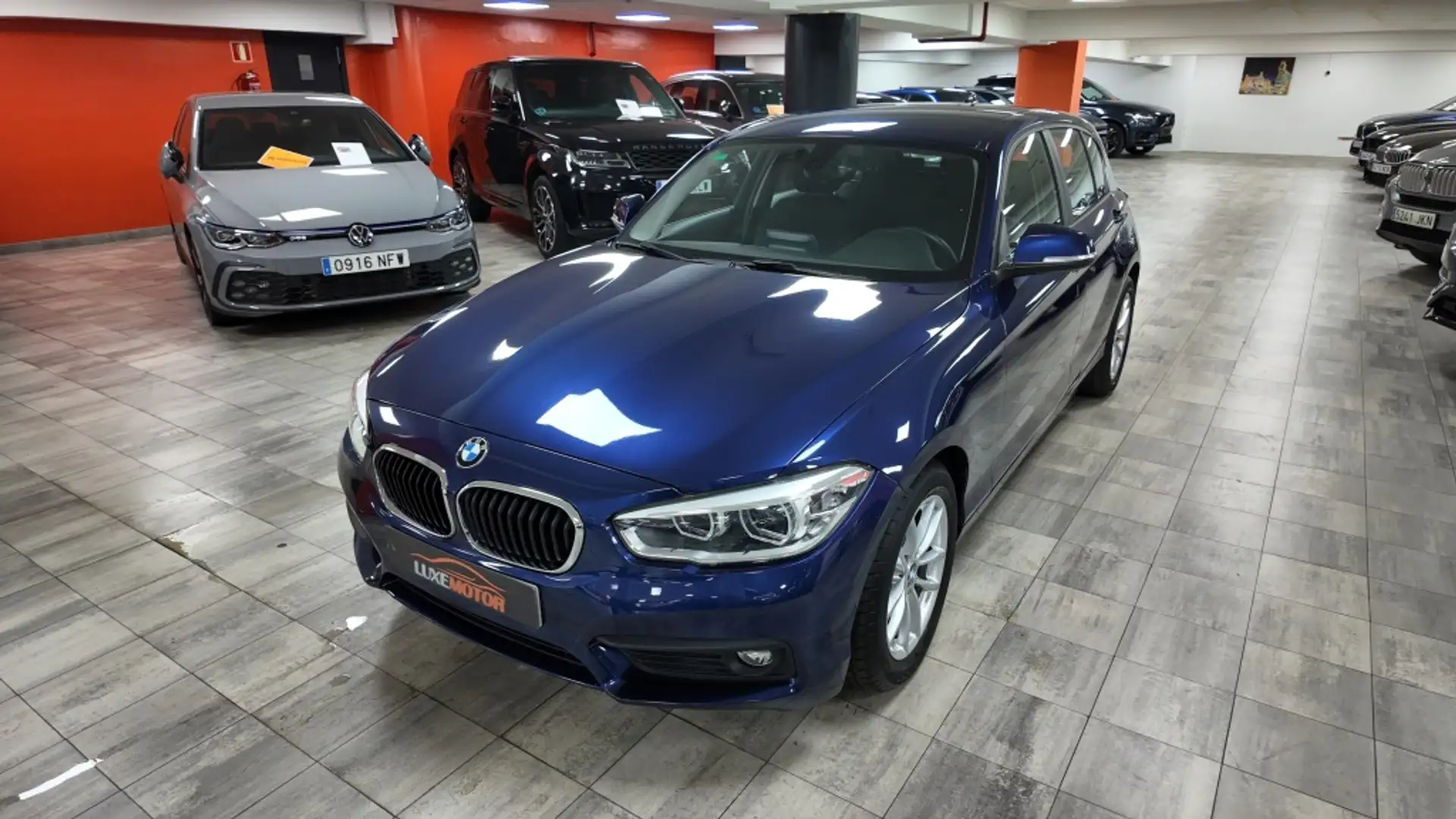 BMW 118 118iA Azul - 1