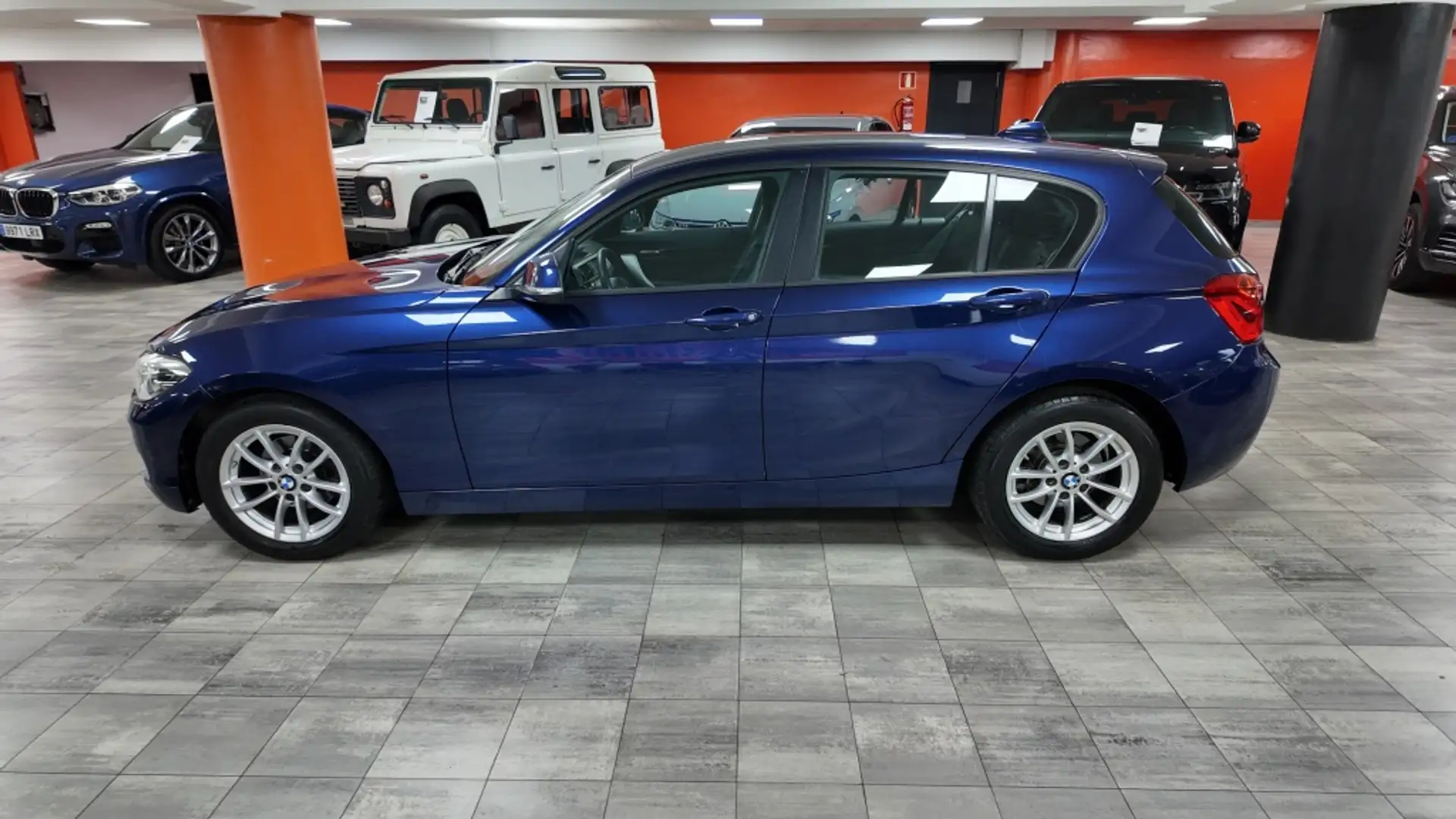 BMW 118 118iA Azul - 2