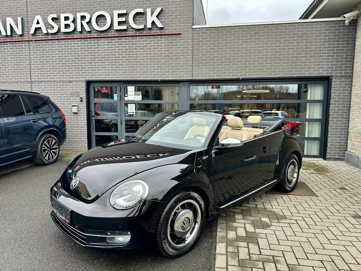 Volkswagen Beetle Beetle Cabriolet 1.4 TSI Design 50s 34.000 km*FULL Noir - 1
