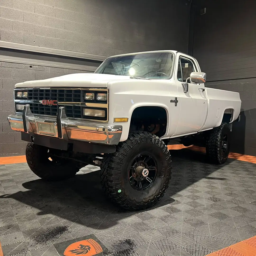 GMC 8.1 v8 Blanc - 1