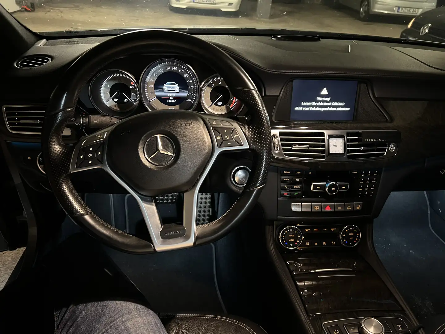 Mercedes-Benz CLS 500 BlueEFFICIENCY 7G-TRONIC Szary - 2