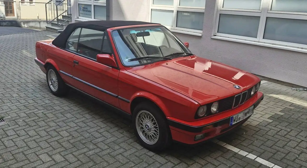 BMW 318i, foto 5