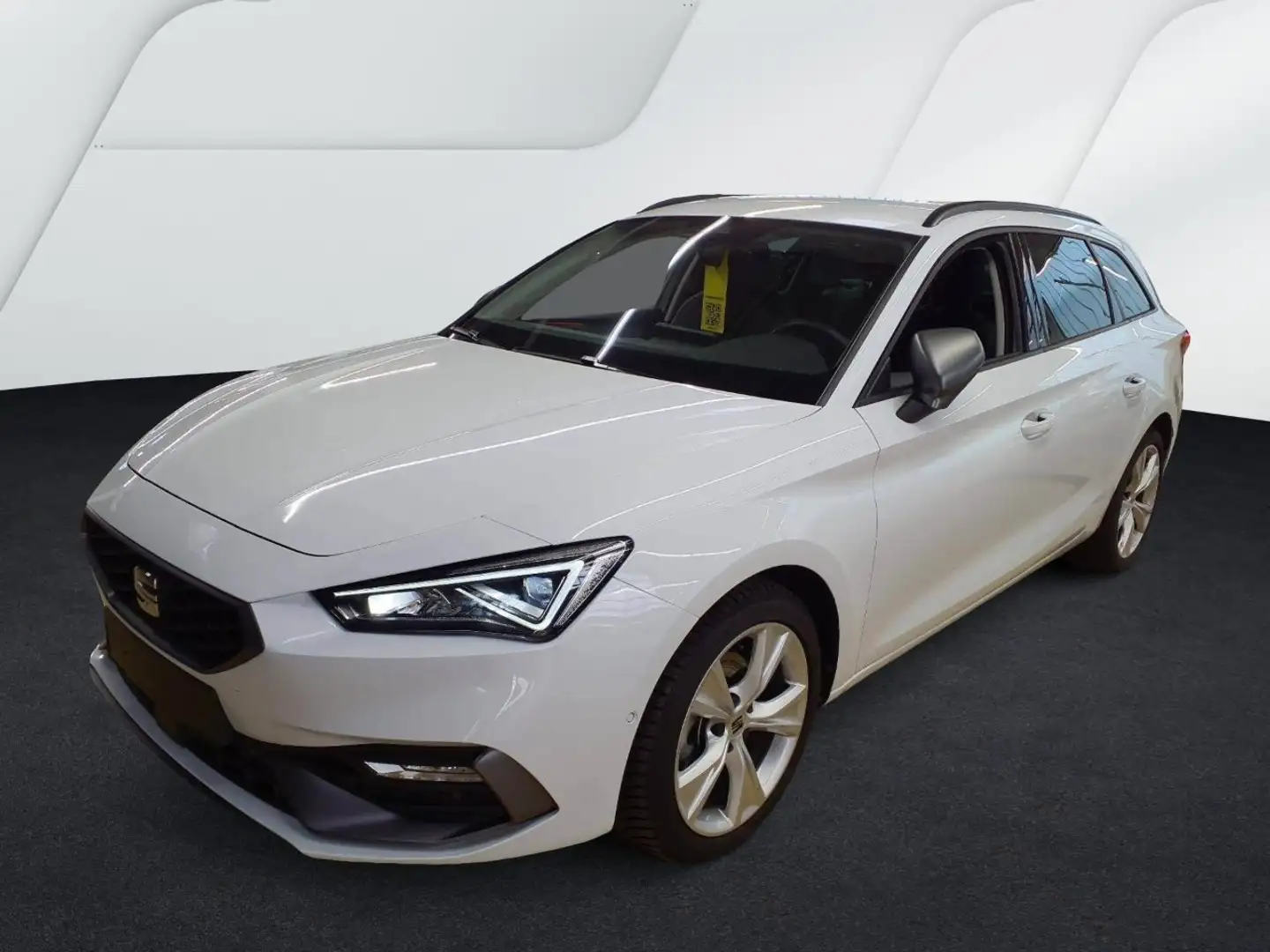 SEAT Leon Sportstourer 1.5 eTSI FR *LED*KAMERA*NAVI* Bílá - 2