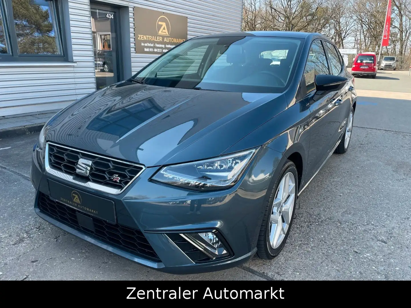 SEAT Ibiza FR/LED/CarPlay/SHZ/Tempomat/TÜV NEU - 1