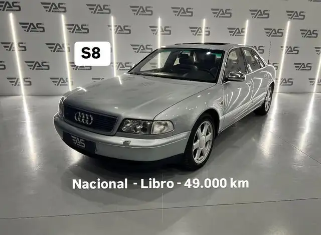 Audi S8 4.2 quattro Tiptronic