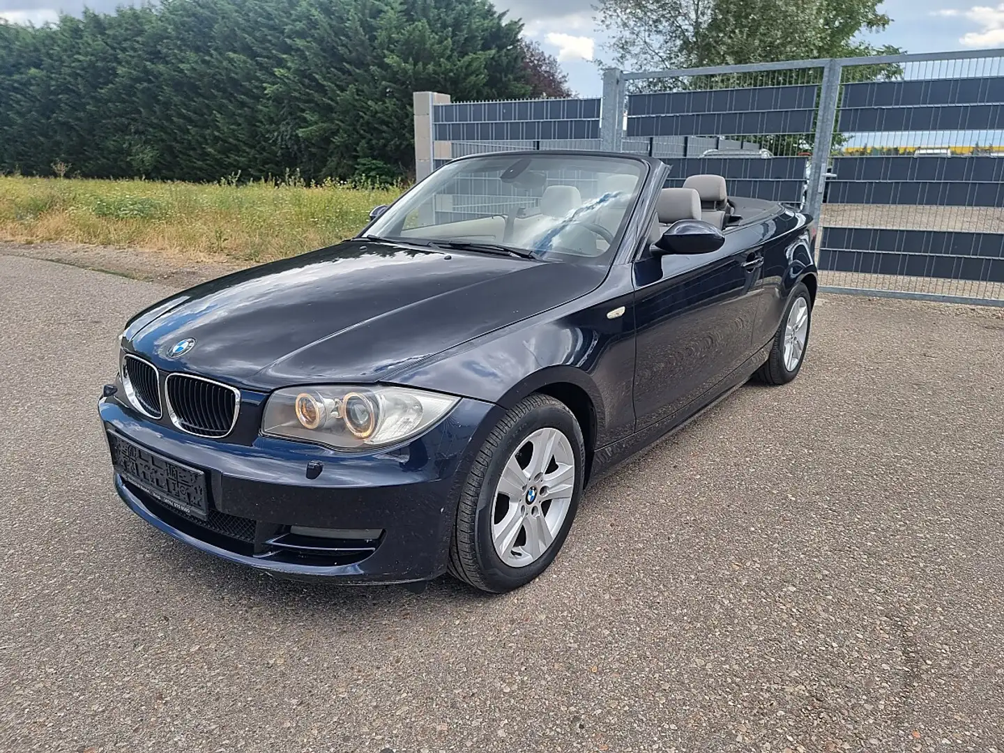 BMW 120 d Cabrio Neues pickerl 8/2027** 157.000km**aktion* Blau - 2