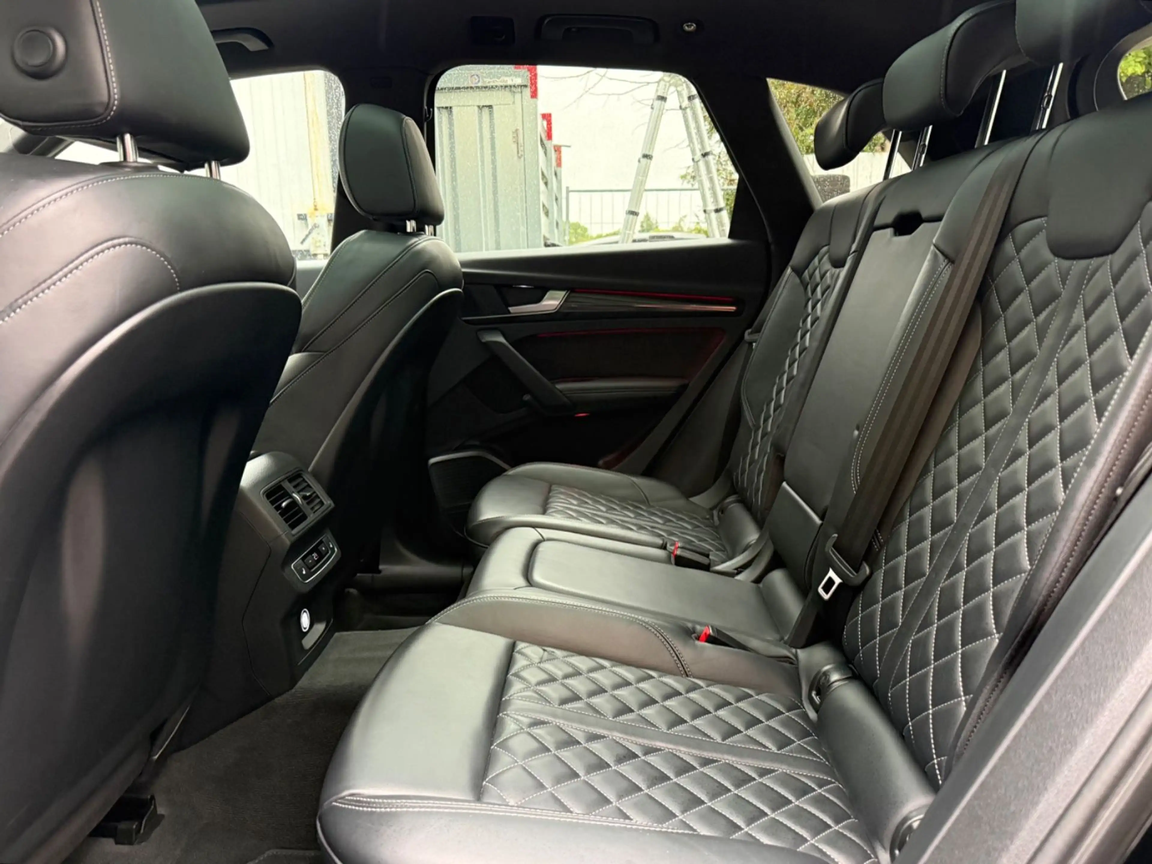 Audi SQ5 3.0 TDI S tronic quattro Matrix/B&O/360°/AHK — photo 21
