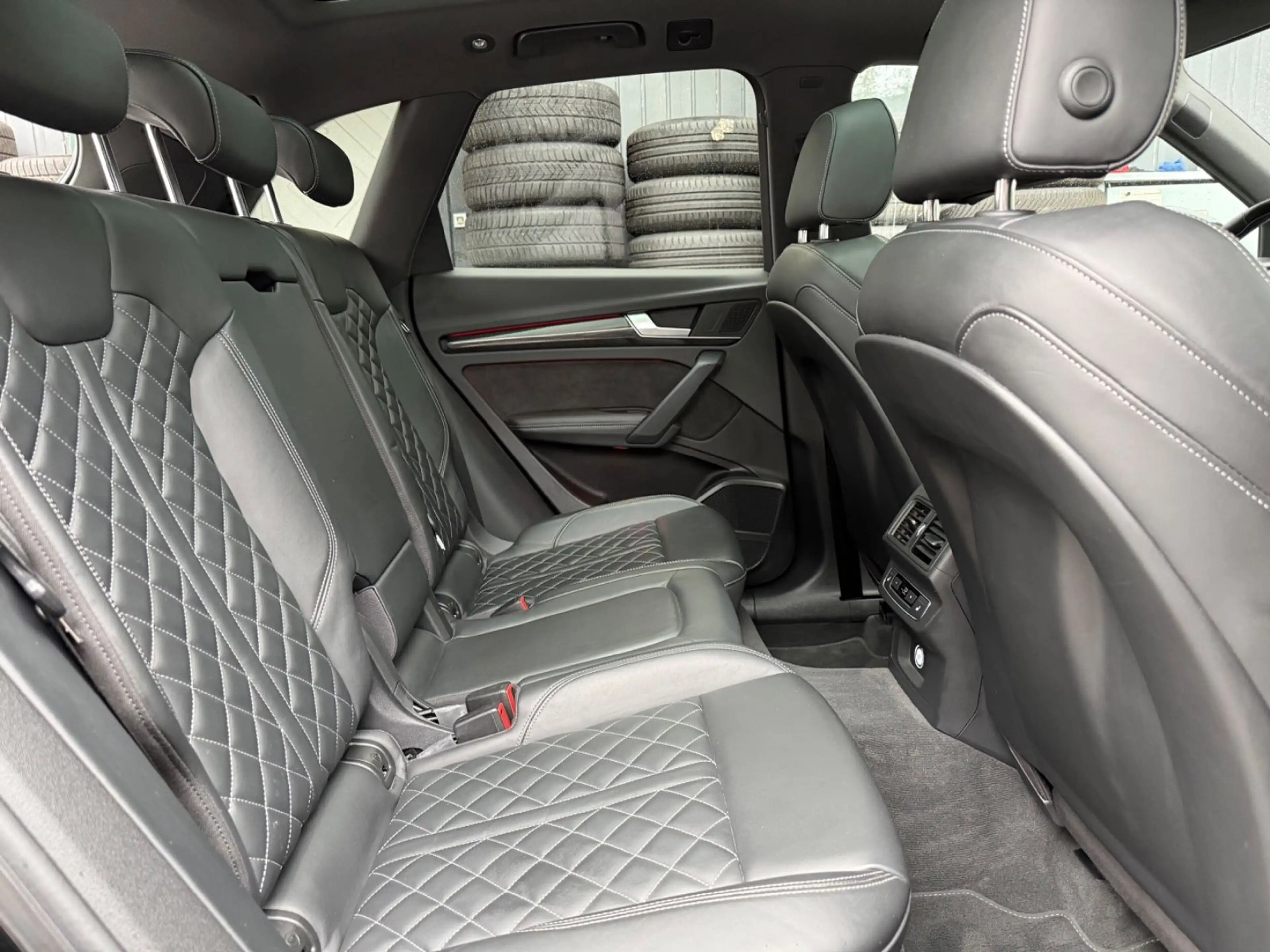 Audi SQ5 3.0 TDI S tronic quattro Matrix/B&O/360°/AHK — photo 22