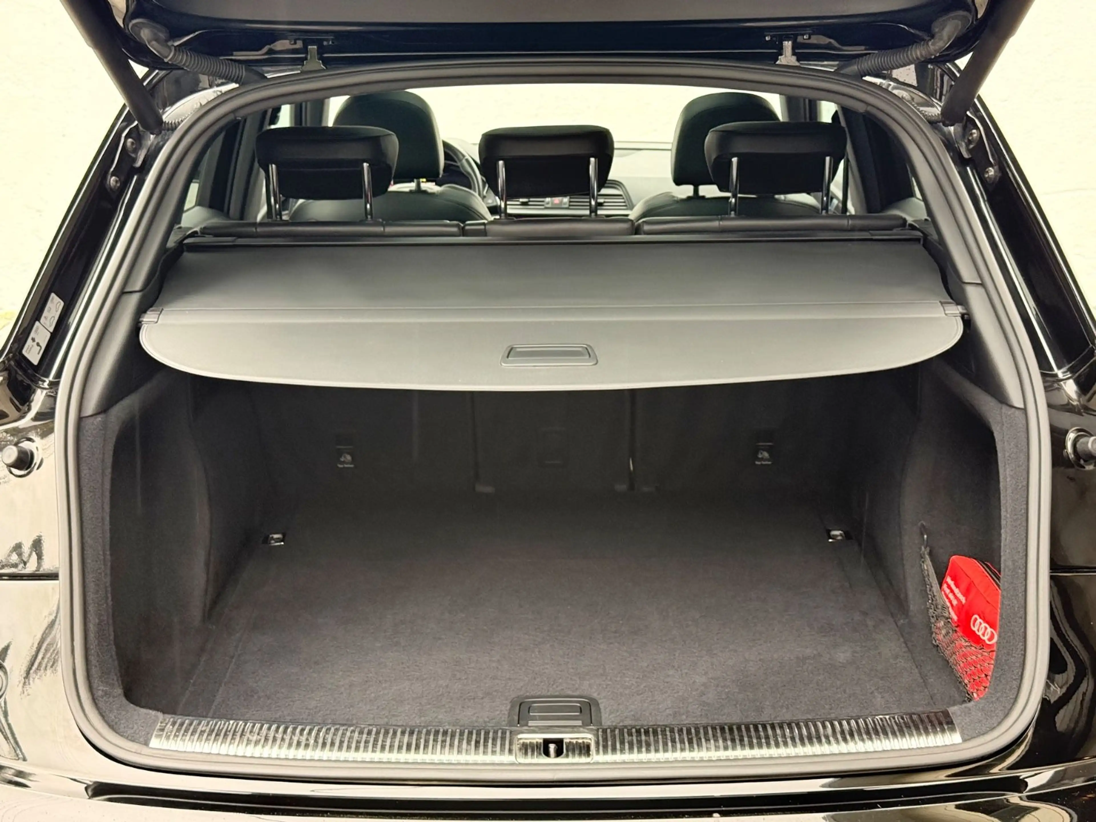 Audi SQ5 3.0 TDI S tronic quattro Matrix/B&O/360°/AHK — photo 25