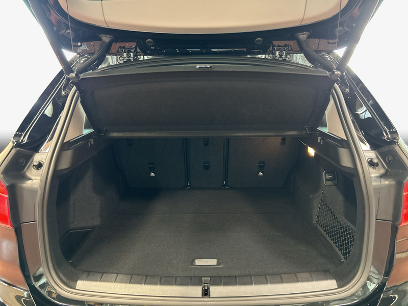 BMW X1 sDrive20i Aut. Advantage *Navi*SHZ* — photo 10