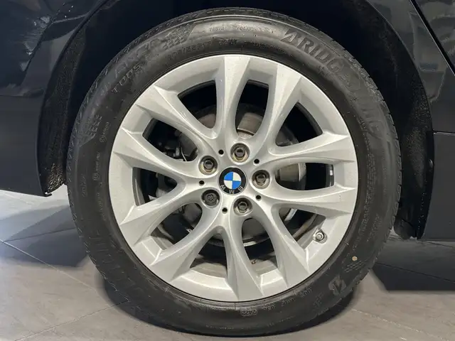 BMW 2 Series view 3