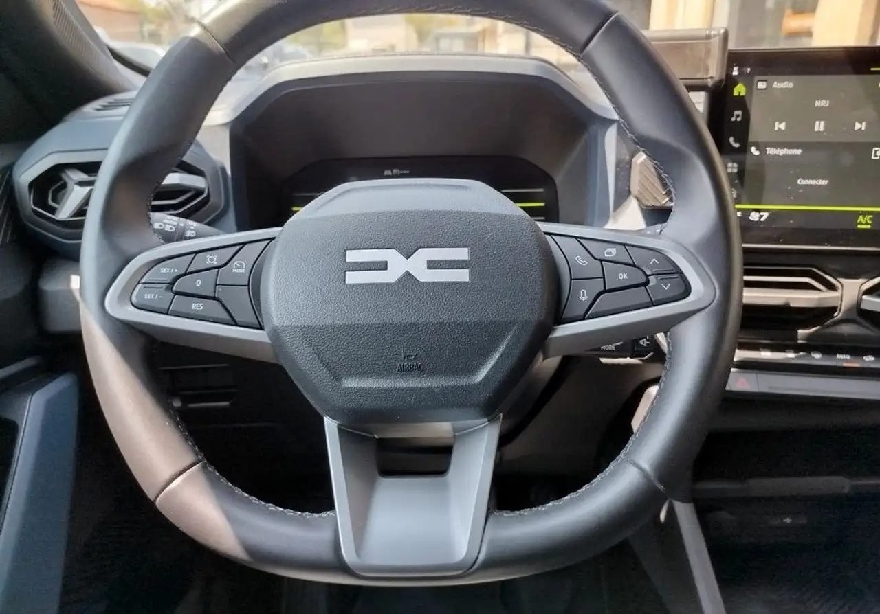 Dacia Duster — photo 4