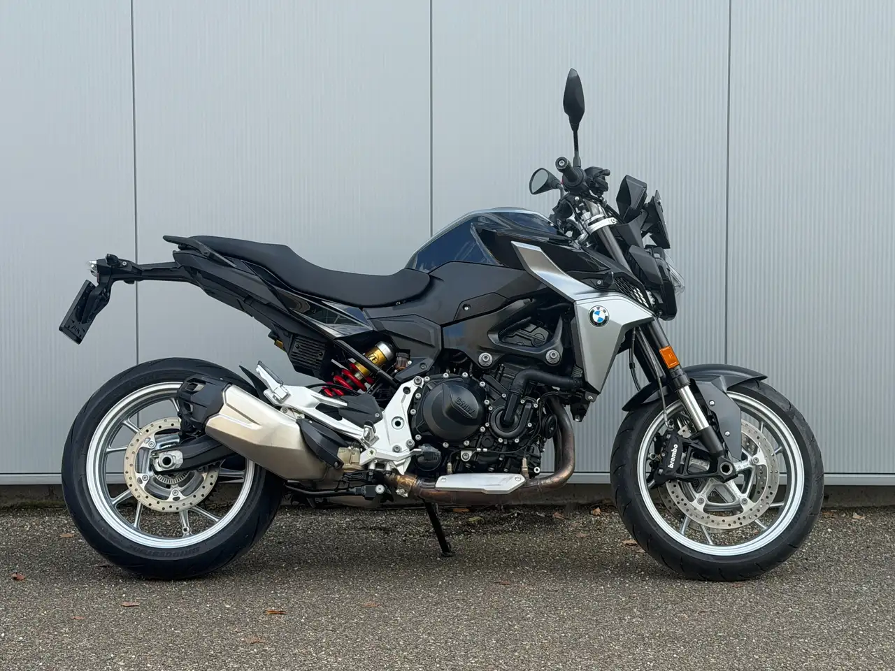 BMW F 900 R
