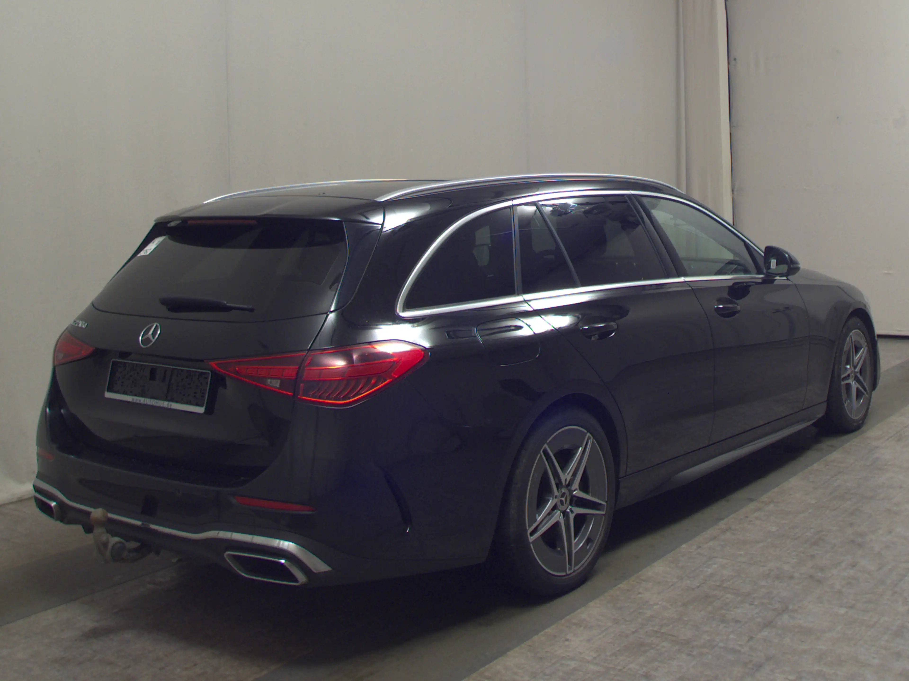 Mercedes-Benz C 220 d T AMG Line T-Leder Navi LED AHK — photo 4