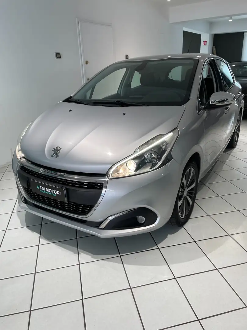 Peugeot 208 BlueHDi 75 5 porte Allure Argento - 1